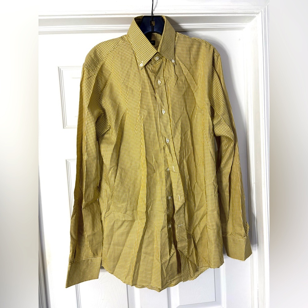 Yellow Casual Button Down Shirt with Long Sleeves